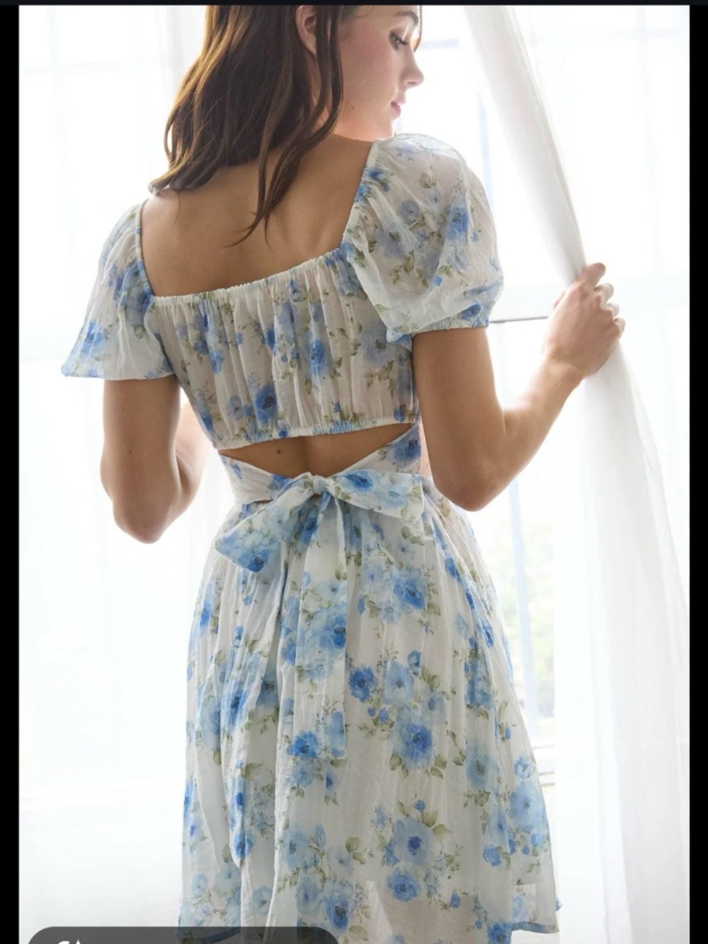 EUC Blu Pepper Blue Ditsy Floral Coquette Puff Sleeve Milkmaid Dress